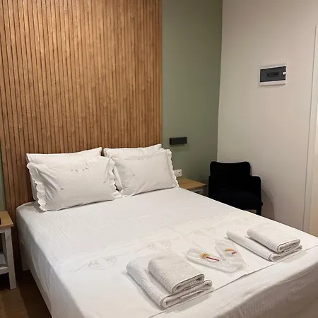 アパート Casa Leonidas スタブロス