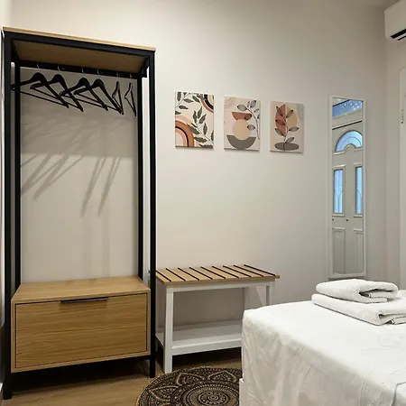 Casa Leonidas Apartment