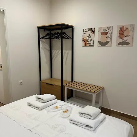 Casa Leonidas Apartment *